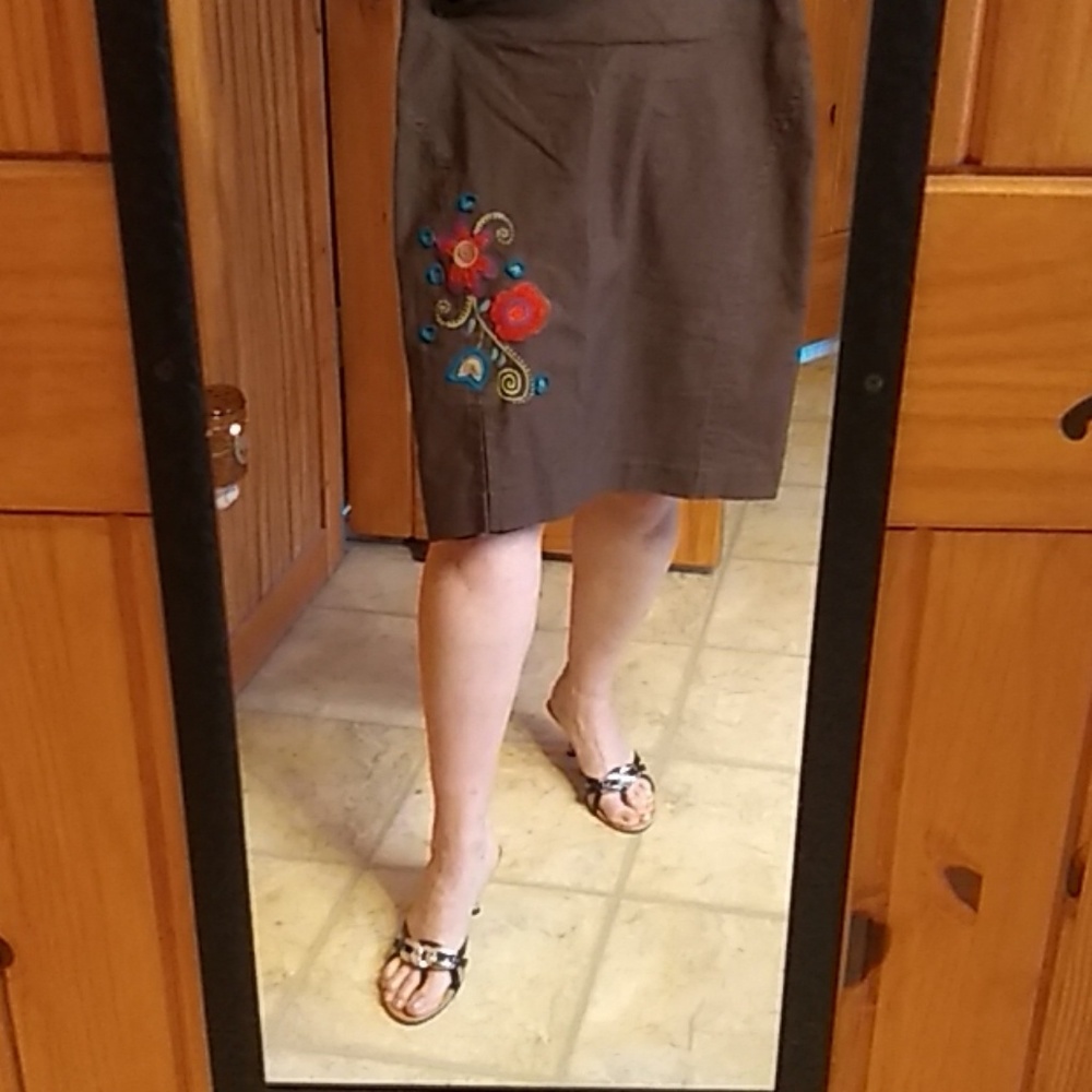 Brown skirt